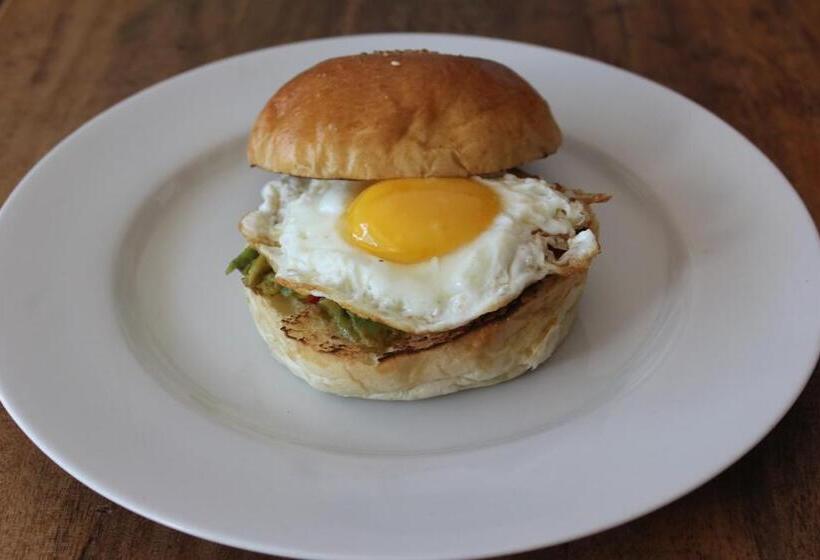 پانسیون Mahi Mahi House