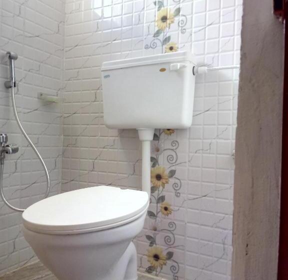 پانسیون Shradharam Lodge