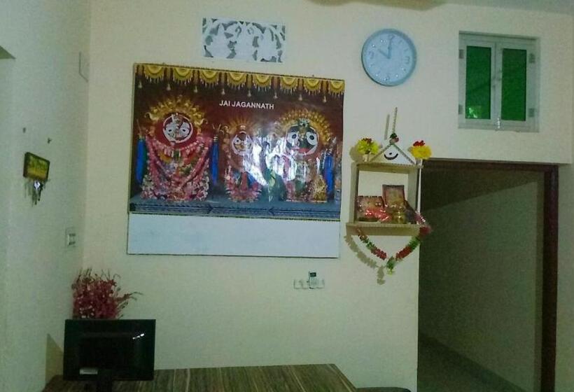 پانسیون Shradharam Lodge