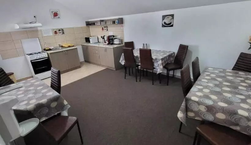 Pensiune Vila Ozon