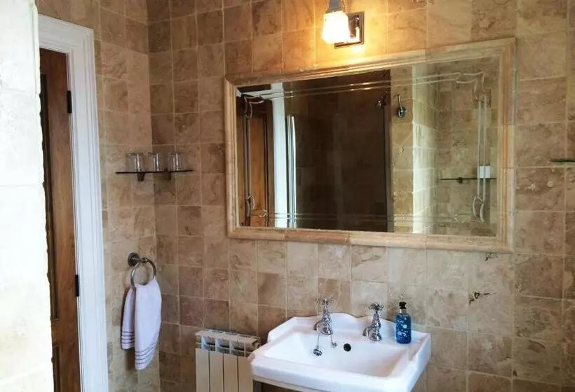 Majatalo Wild Atlantic Breeze Guesthouse