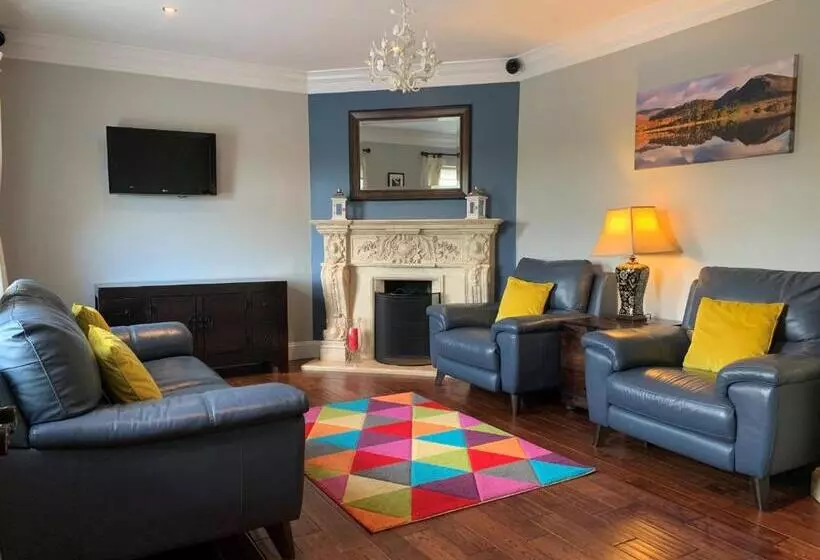 Majatalo Wild Atlantic Breeze Guesthouse