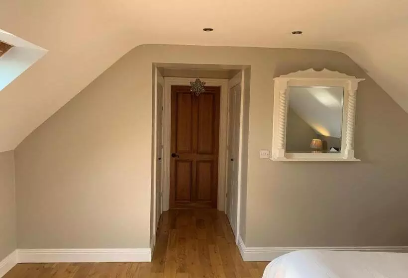 Majatalo Wild Atlantic Breeze Guesthouse