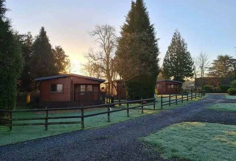 リゾートホテル Oat Hill Farm Lodges