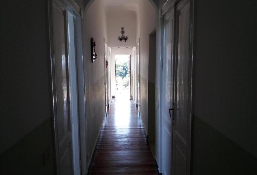 Trekking In Paradise B&b