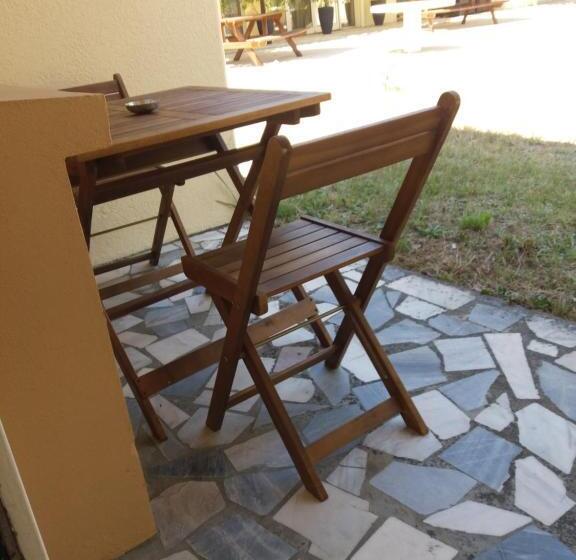 Acacias Hôtel Motel