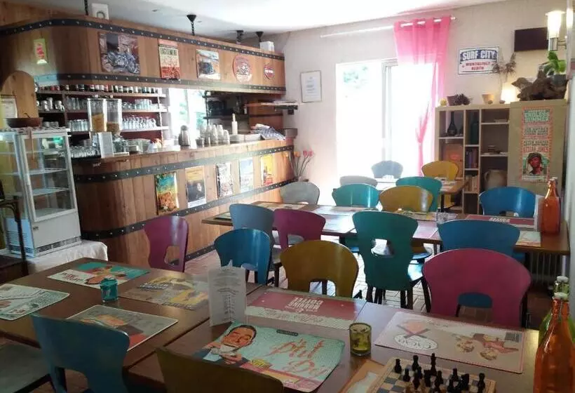 Acacias Hôtel Motel