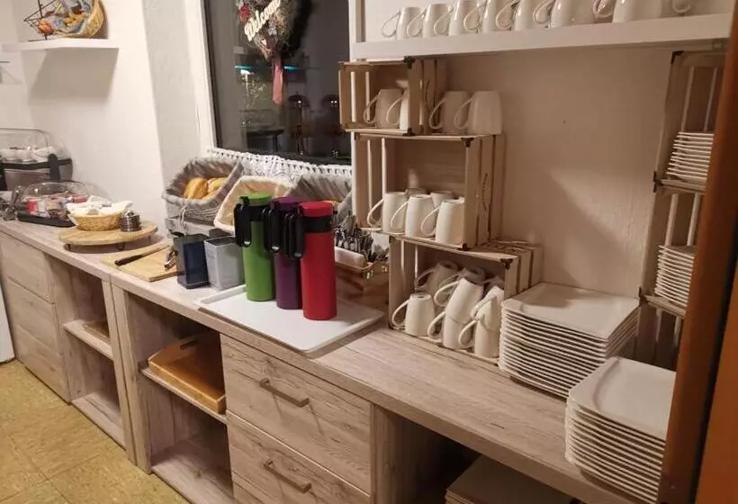 Bed and Breakfast & Pension Haus Dewenter