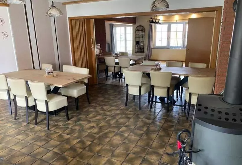 Bed and Breakfast & Pension Haus Dewenter