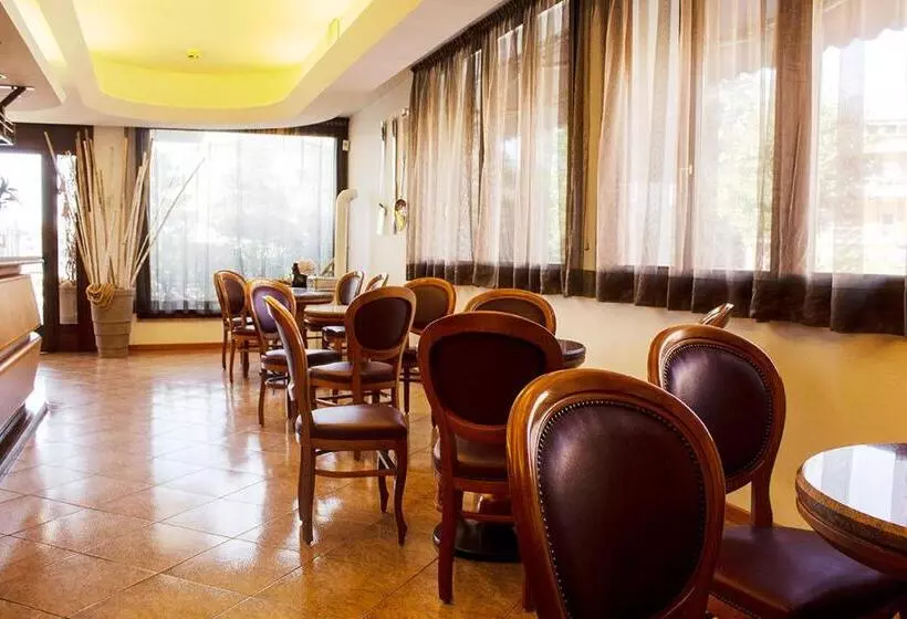 ホテル Albergo Ristorante Belvedere