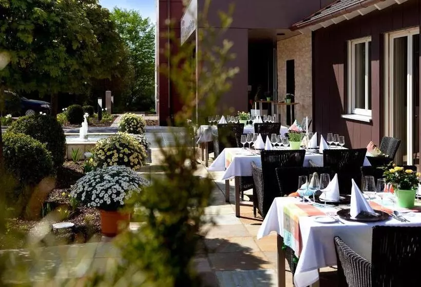 ホテル Restaurant Anna