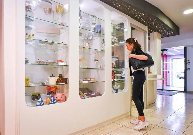 Brit Hotel Confort Saint Lô