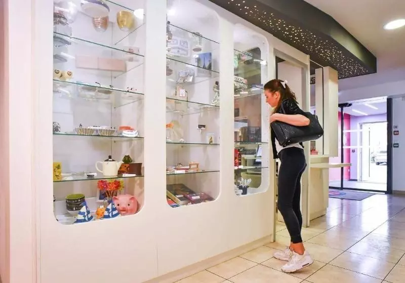 Brit Hotel Confort Saint Lô