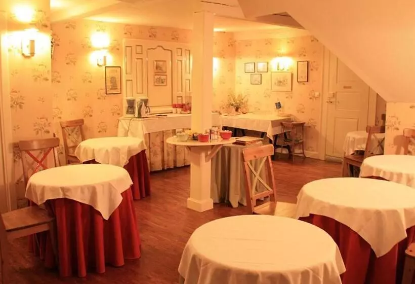 فندق Le Château D Osthoffen