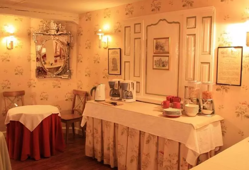 فندق Le Château D Osthoffen