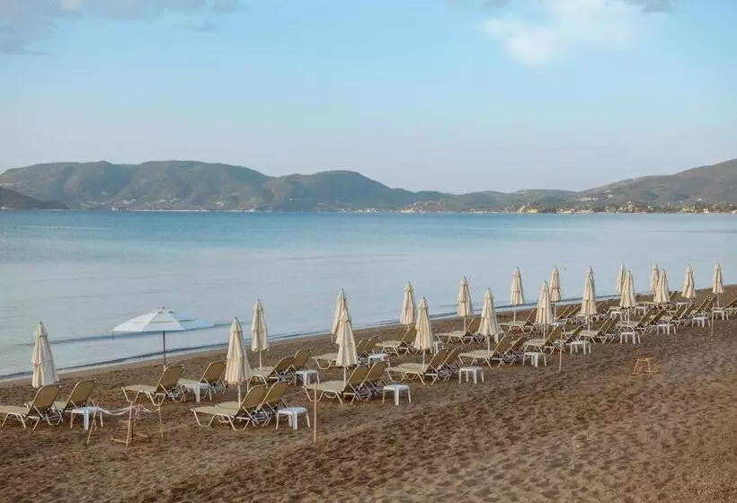 هتل Crystal Beach