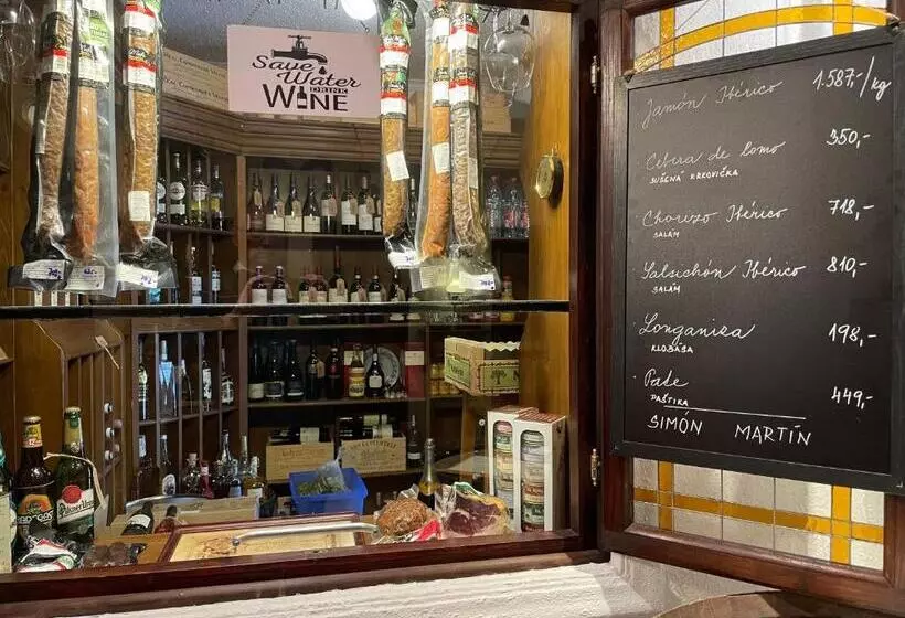 בית מלון כפרי Diana Apartments