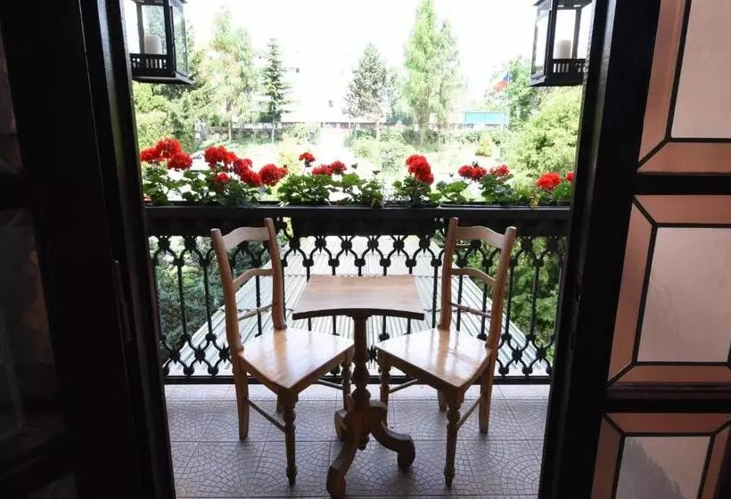 בית מלון כפרי Diana Apartments