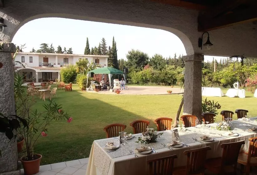 هتل Domu Incantada