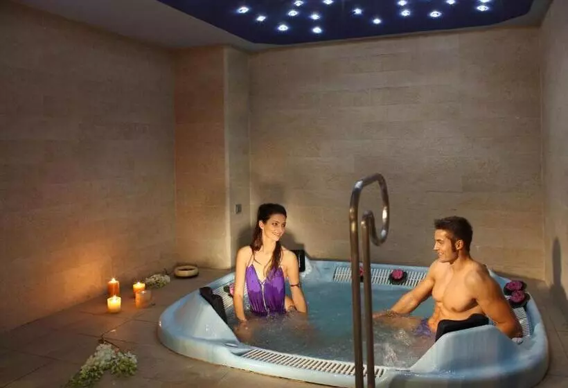 فندق Fontana Olente