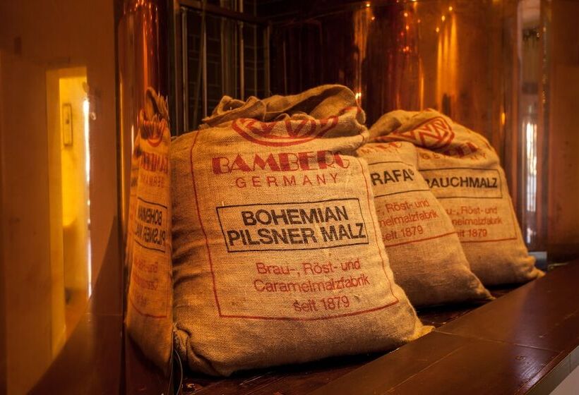 فندق Halber Mond