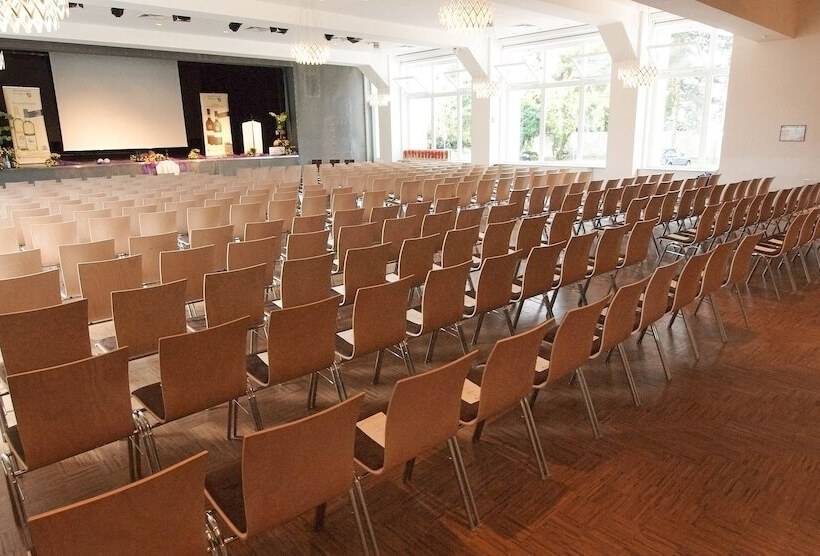 فندق Halber Mond