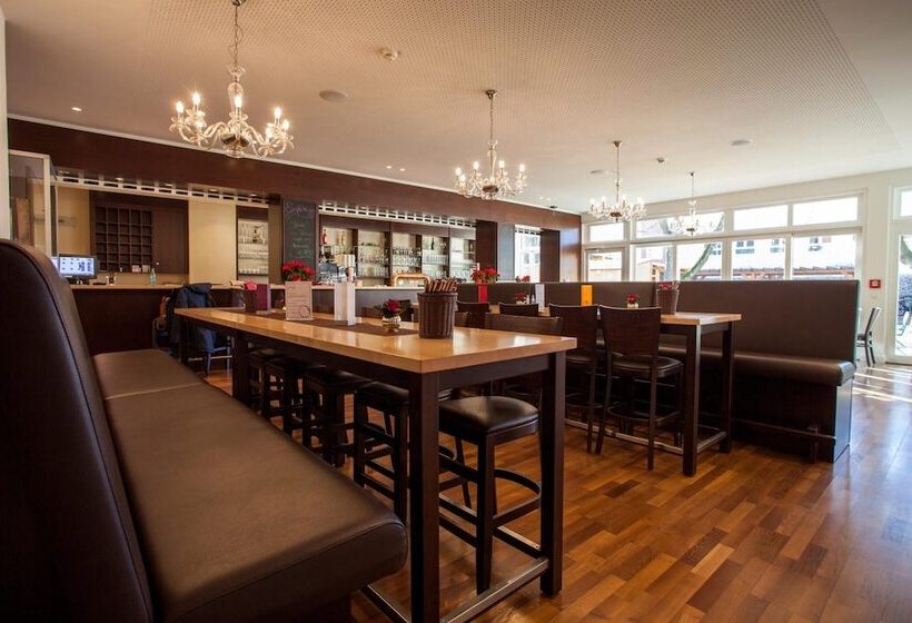 فندق Halber Mond