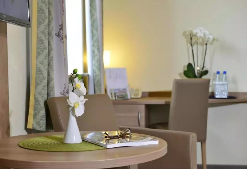 호텔 Haus Neugebauer Garni, Johannisberg