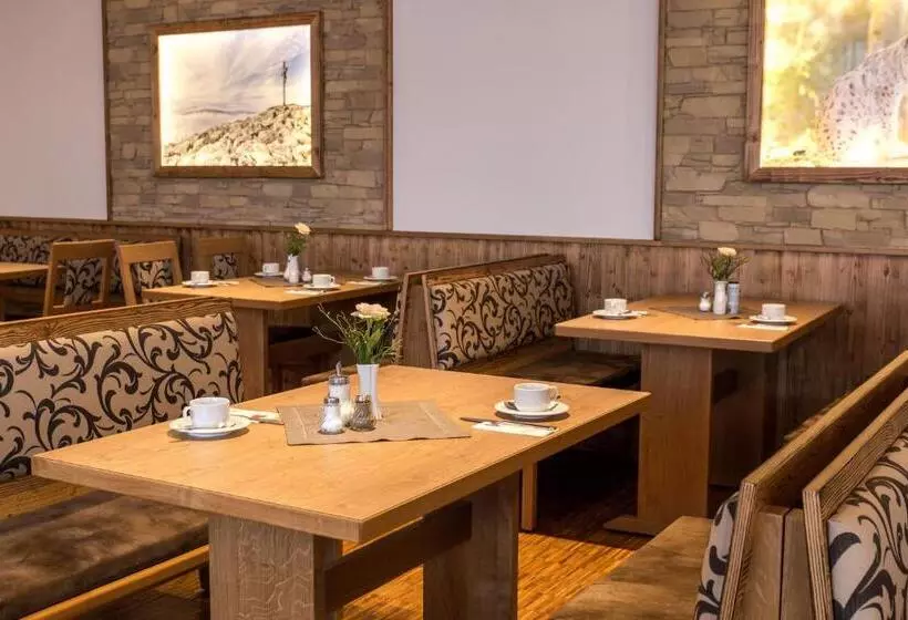 Отель Landgasthof Hohenauer Hof