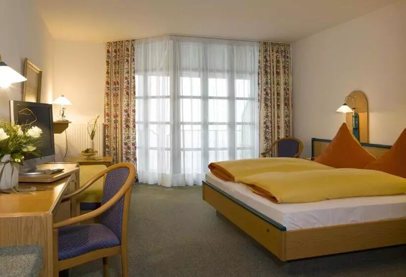 Отель Landgasthof Hohenauer Hof