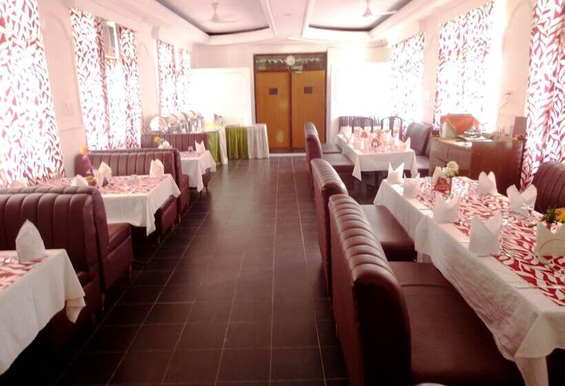 هتل Lumbini International