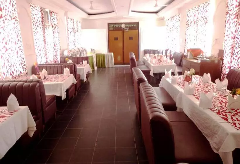 هتل Lumbini International