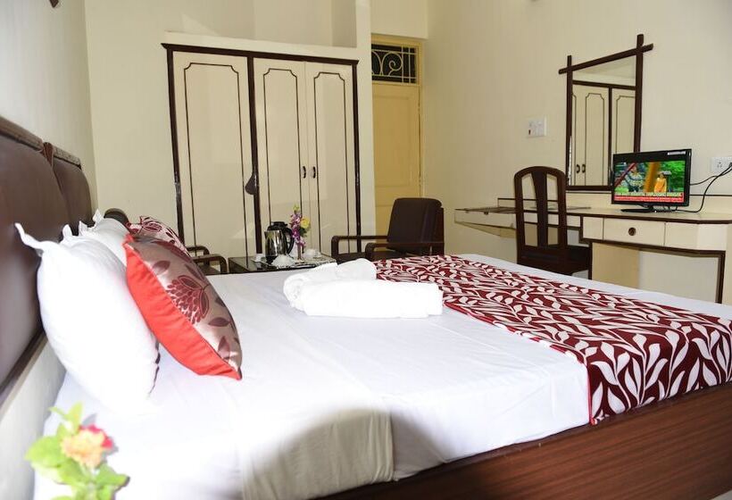 هتل Lumbini International