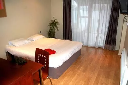 호텔 Le Relais De Thiais