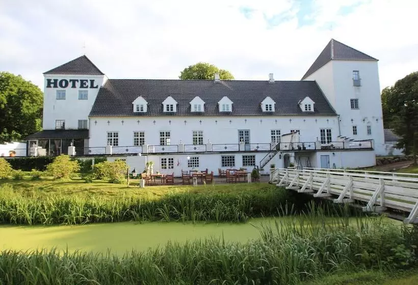 ホテル Vraa Slots