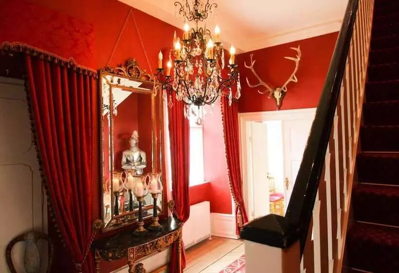 ホテル Vraa Slots