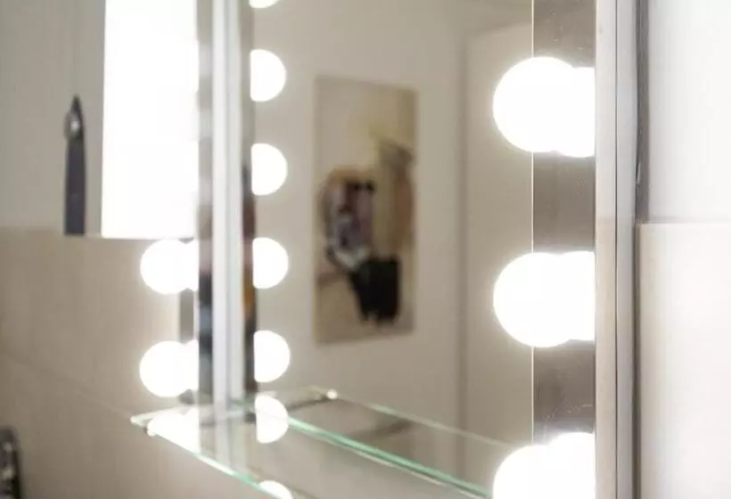 230 M2 Loft Mit Eigenem Wintergarten Mit Tischtennis & Dart, Kostenloser Parkplatz