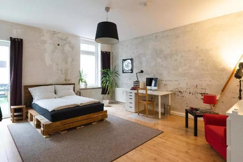 230 M2 Loft Mit Eigenem Wintergarten Mit Tischtennis & Dart, Kostenloser Parkplatz