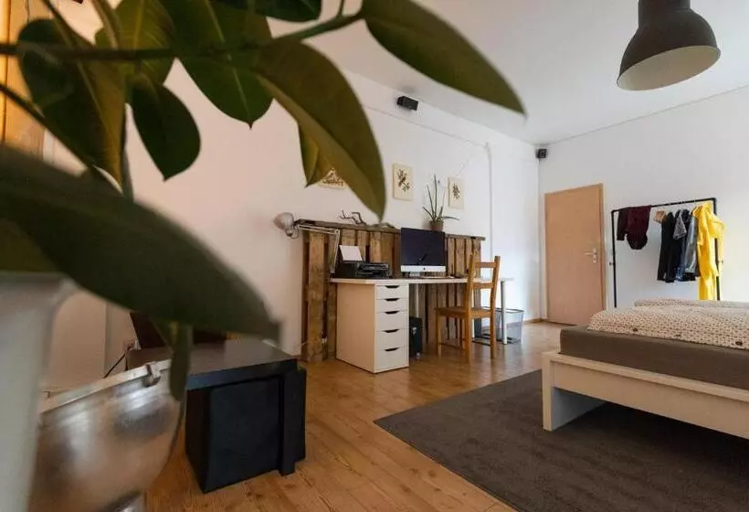 230 M2 Loft Mit Eigenem Wintergarten Mit Tischtennis & Dart, Kostenloser Parkplatz