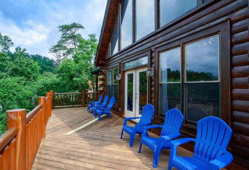 Bear Creek Cabin   Mtn View, Hot Tub And Game Room