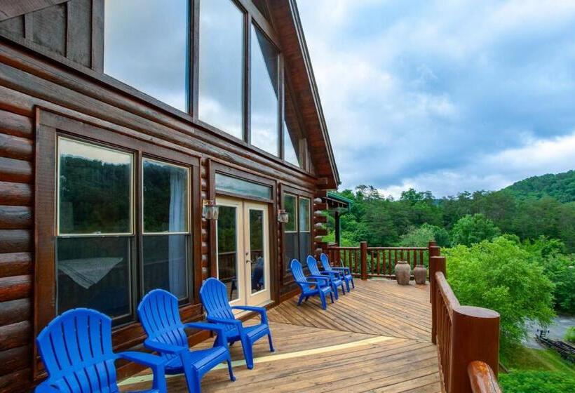 Bear Creek Cabin   Mtn View, Hot Tub And Game Room