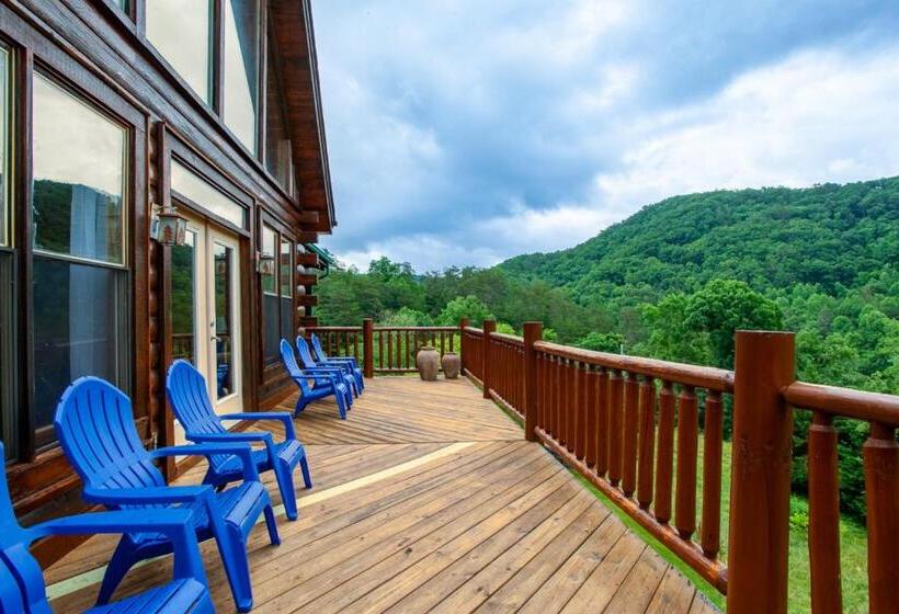 Bear Creek Cabin   Mtn View, Hot Tub And Game Room