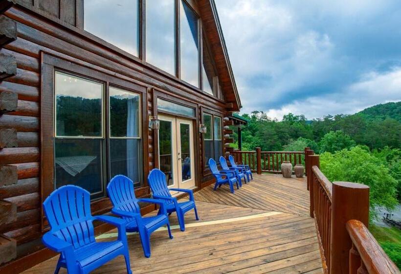 Bear Creek Cabin   Mtn View, Hot Tub And Game Room