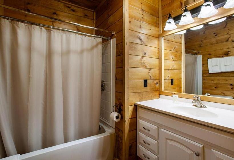 Bear Creek Cabin   Mtn View, Hot Tub And Game Room