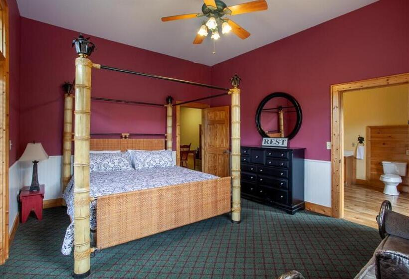 Bear Creek Cabin   Mtn View, Hot Tub And Game Room