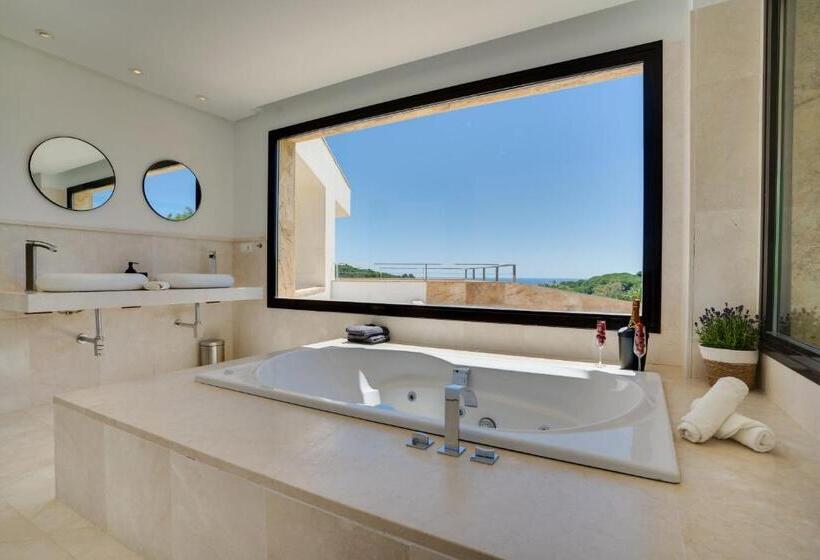 Gravity  Luxurious Paradise With Sea View