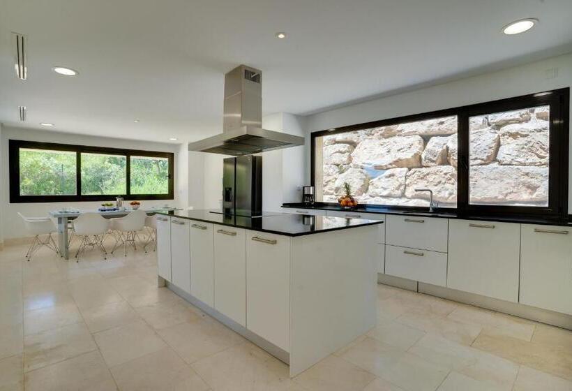 Gravity  Luxurious Paradise With Sea View