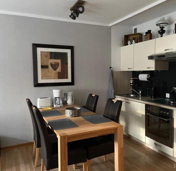 Happiness Ein Hauch Industrielles Design