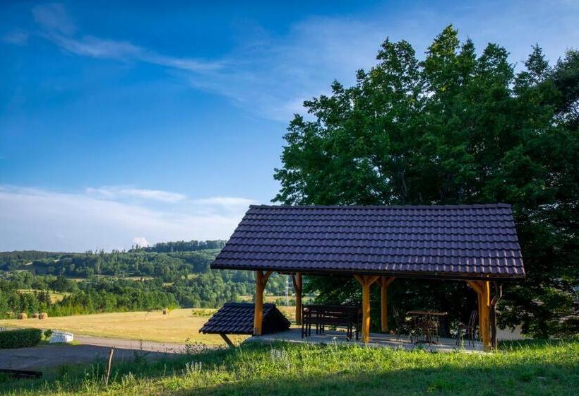 پانسیون Pallos Apartments