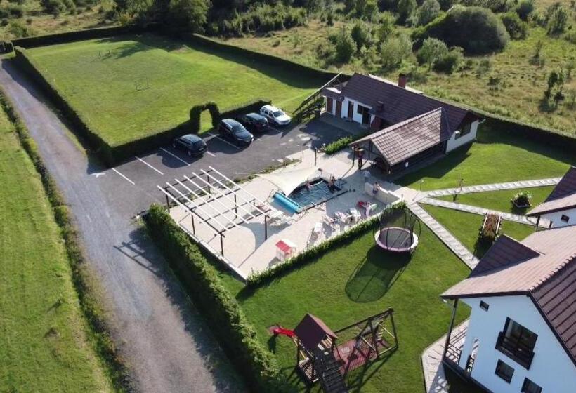 پانسیون Pallos Apartments